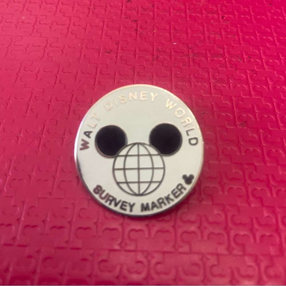 Disney Pin 65893 Survey Marker Hidden Mickey Pin Series III Mickey Head Fun Icon